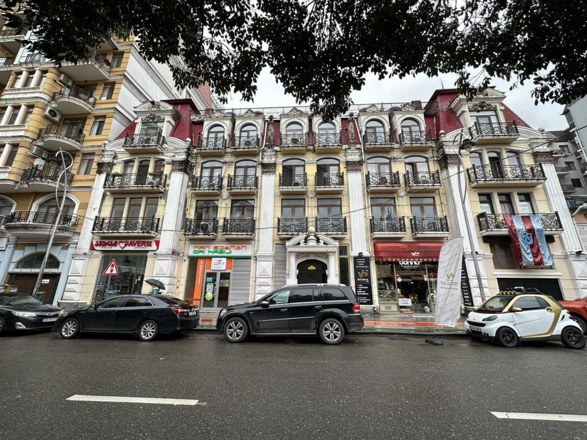 Tavdadebuli Apartment Batoemi Buitenkant foto