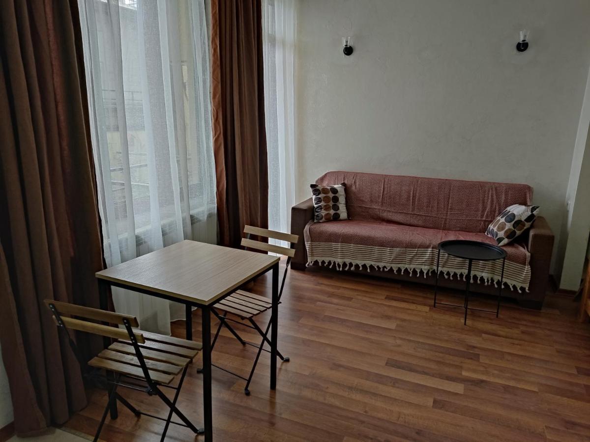 Tavdadebuli Apartment Batoemi Buitenkant foto