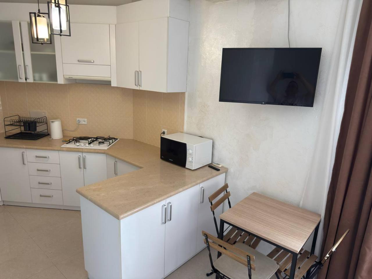 Tavdadebuli Apartment Batoemi Buitenkant foto